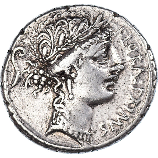 Acuñar, 
  
  Servilia, 
  
  Denario