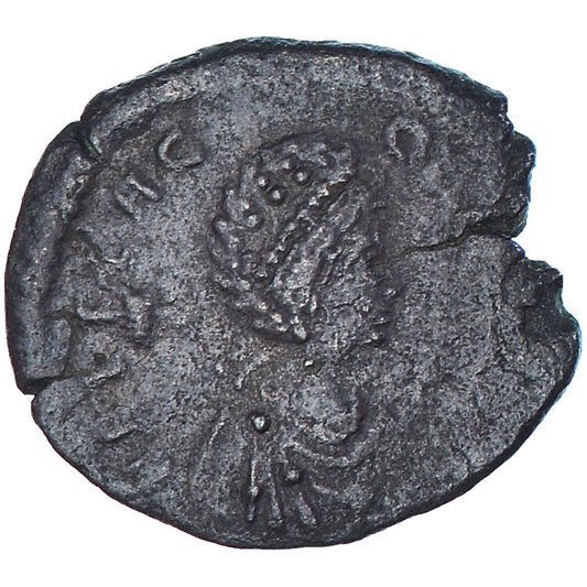 Acuñar, 
  
  Elia Flaccilla, 
  
  Follis