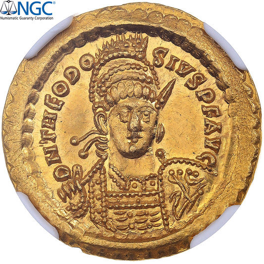 Teodosio II, 
  
  sólido, 
  
  430-440