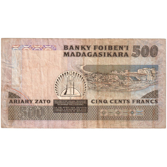 Madagascar, 
  
  500 francos = 100 ariary, 
  
  FV(30-35)