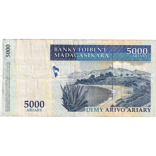 Madagascar, 
  
  5000 ariarios, 
  
  FE(40-45)