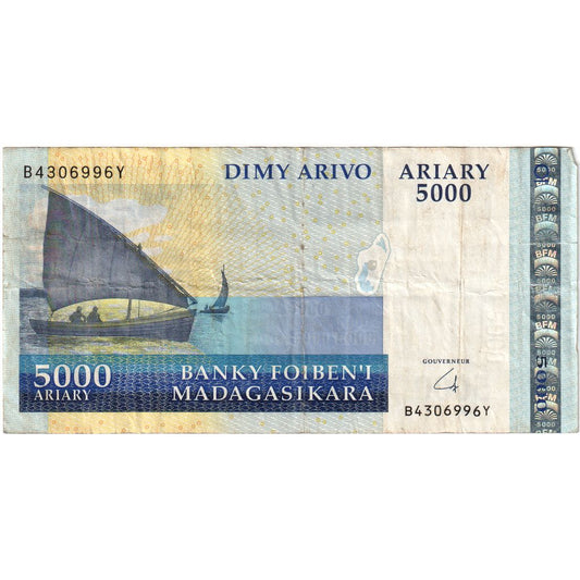 Madagascar, 
  
  5000 ariarios, 
  
  FE(40-45)