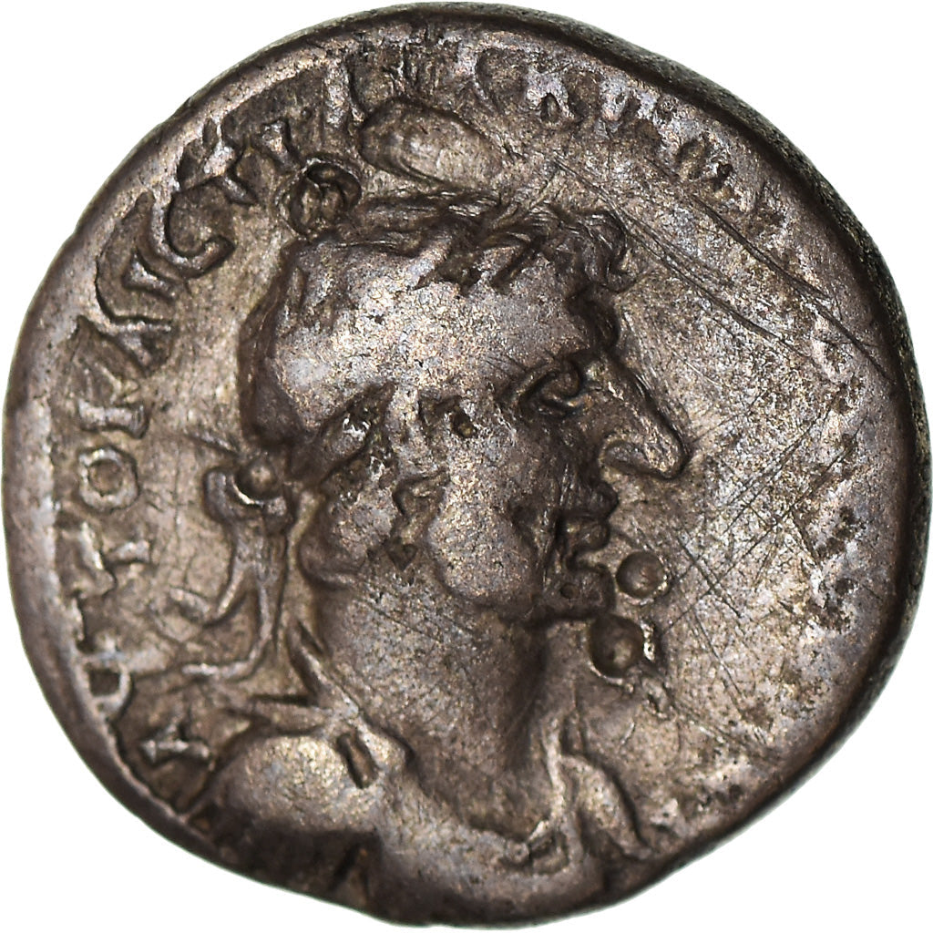 Moneda,

Adriano,

Hemidracma